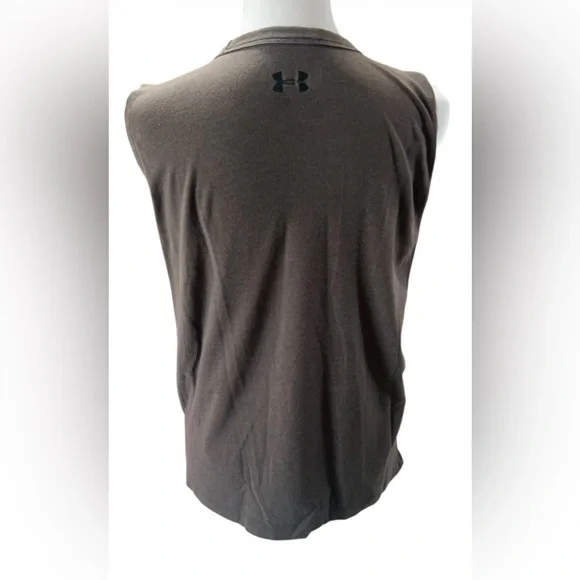 5/$25 Under Armour Women's Dark Charcoal Muscle Tee with Black Logo - Picture 3 of 8